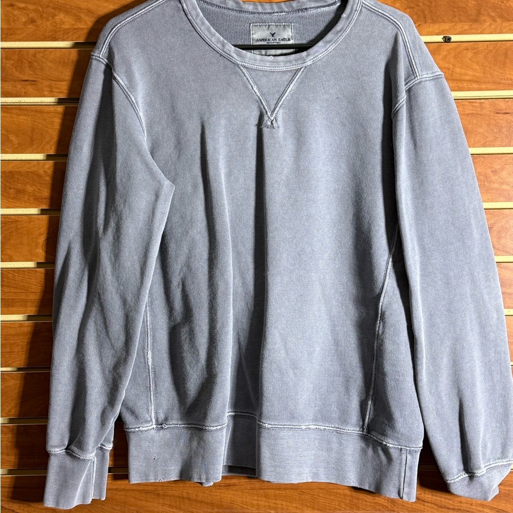 AE distressed Gray Crewneck